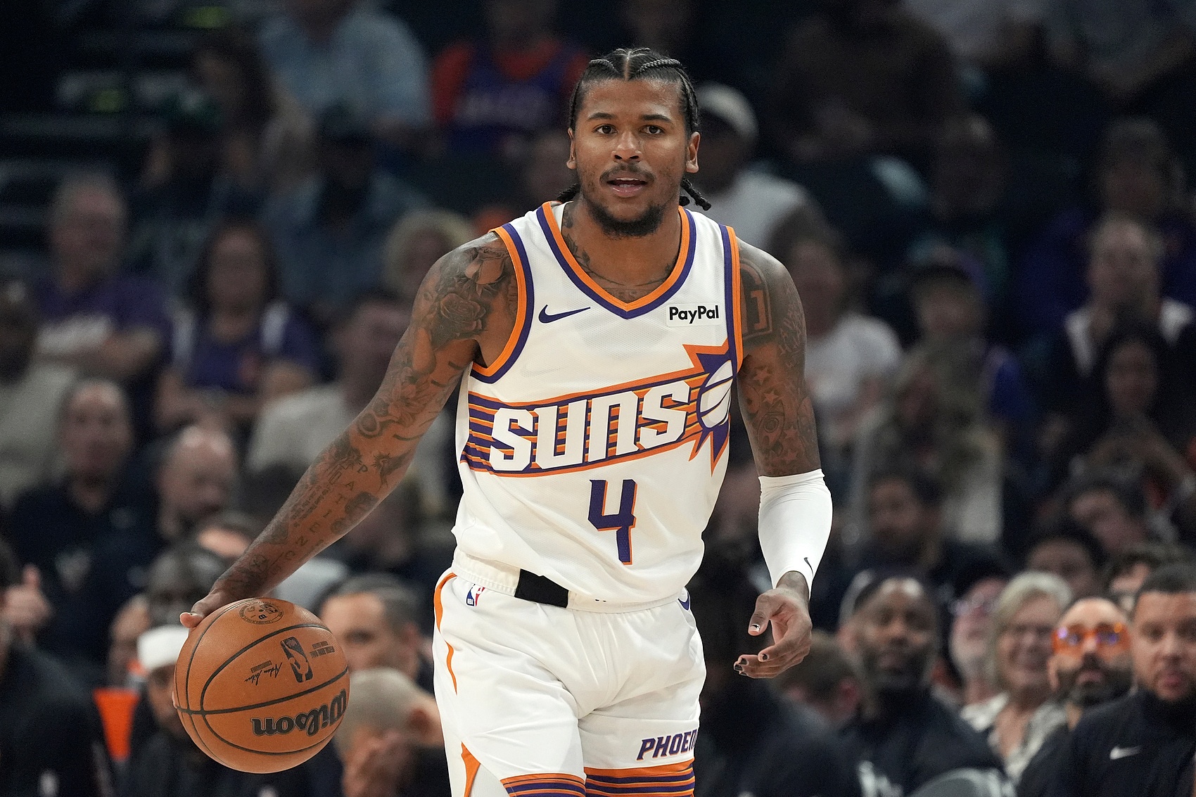 vsports-杰伦·格林代表太阳出战的比赛3胜0负 场均16.5分钟贡献14.3分